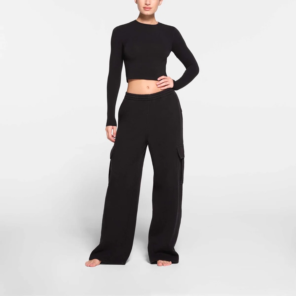 ISO Skims Cotton Fleece Oversized Cargo Pants